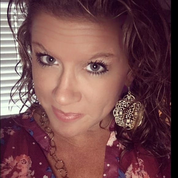 Meet your Posher, Gracie - Picture 1 of 1